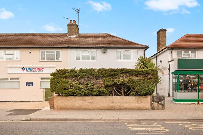 1 Bedroom Flat For Sale In Cranbrook Road, Gants Hill, Essex, IG2