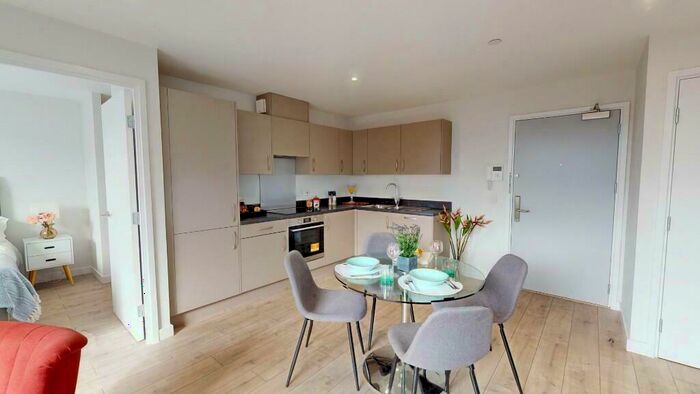 2 Bedroom Apartment To Rent In Saffron Court, Crocus Street, Nottingham, NG2