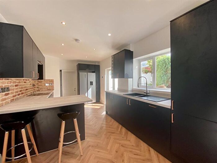 2 Bedroom Apartment To Rent In Etloe Road, Westbury Park, Bristol, BS6