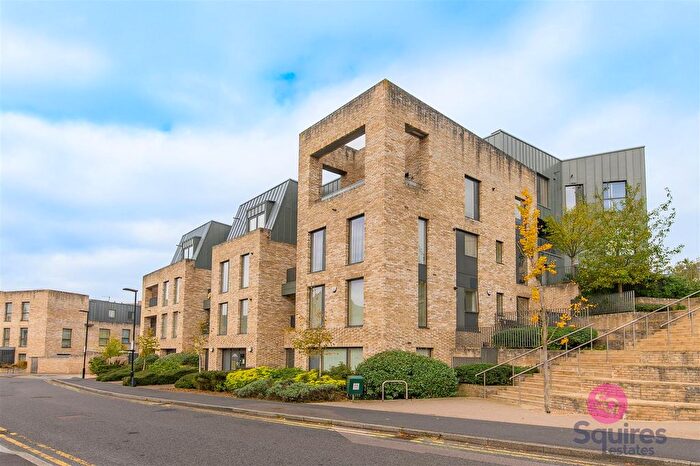 2 Bedroom Flat For Sale In Morphou Road, Mill Hill, NW7