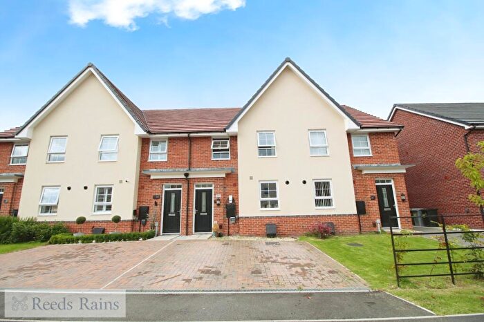 4 Bedroom Terraced House To Rent In Treacle Avenue, Macclesfield, Cheshire, SK11