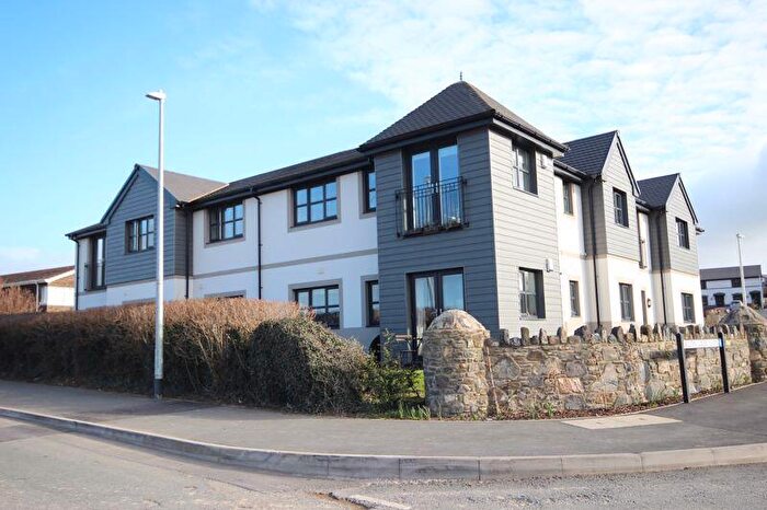 2 Bedroom Apartment For Sale In Lon Y Dderwen, Conwy, LL32