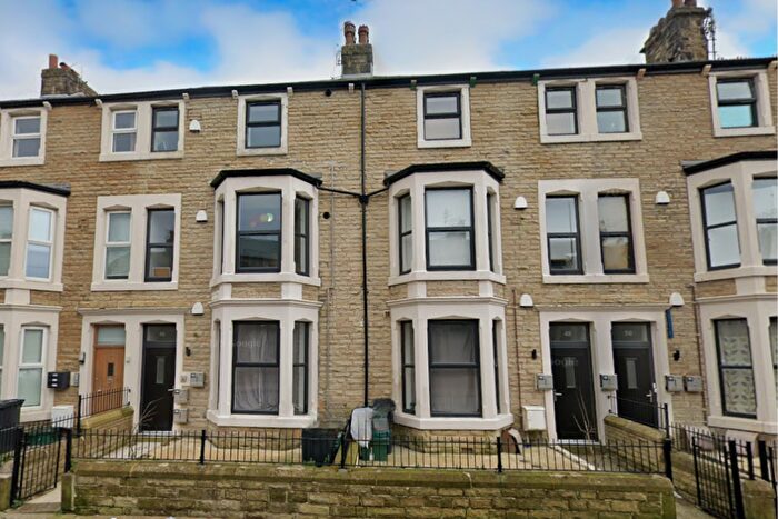 2 Bedroom Duplex To Rent In Chatsworth Road, Morecambe, Lancashire, LA4