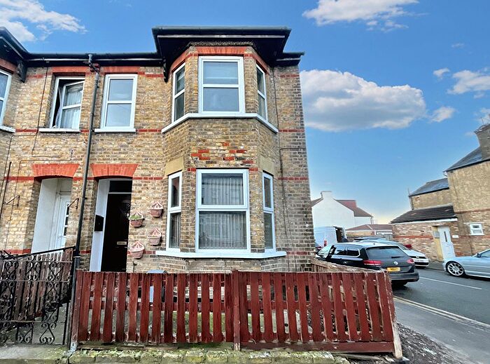 1 Bedroom Maisonette To Rent In Diamond Road, Slough, SL1