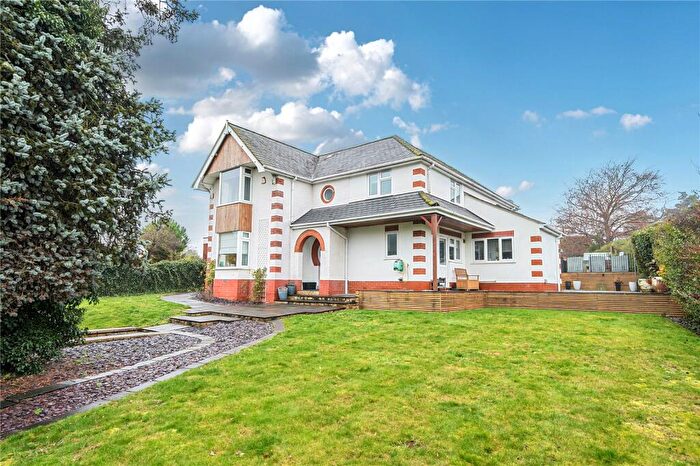 4 Bedroom Detached House For Sale In Casterton Road, Stamford, Lincolnshire, PE9