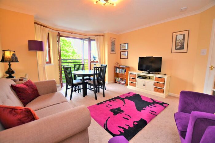 2 Bedroom Flat To Rent In South Groathill Avenue, Edinburgh, EH4