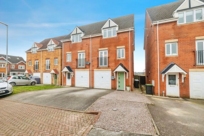 3 Bedroom Semi-Detached House For Sale In Richmond Drive, North Hykeham, Lincoln, Lincolnshire, LN6