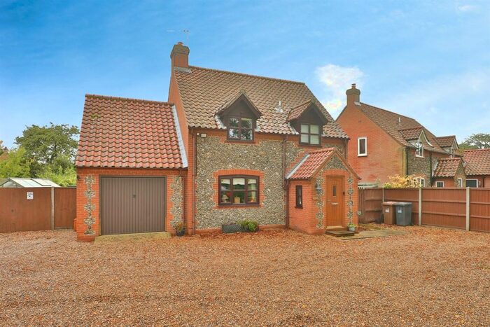 3 Bedroom Cottage For Sale In Fulmodeston Road, Hindolveston, Dereham, NR20