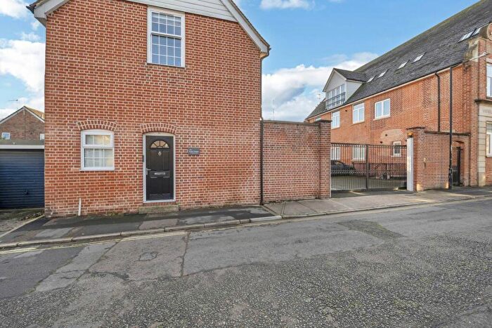 2 Bedroom House To Rent In The Coach House, Long Brackland, IP33