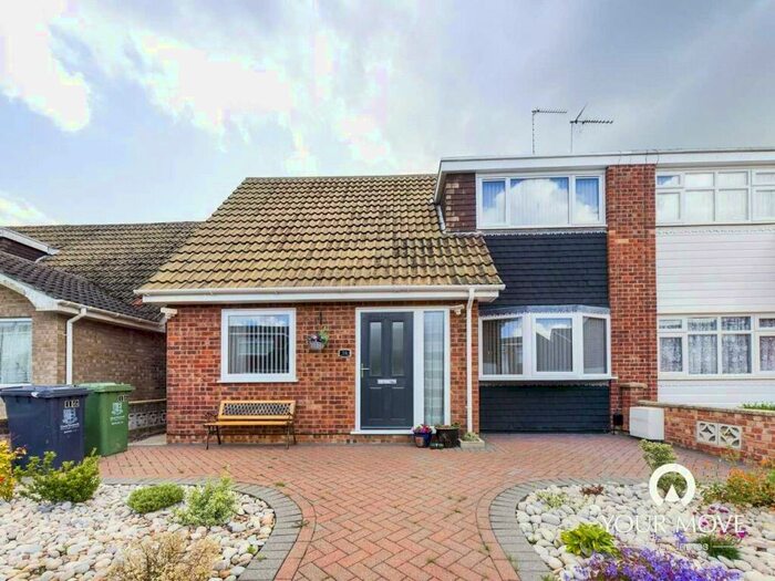 2 Bedroom Semi-Detached House To Rent In Maple Way, Gorleston, Great Yarmouth, Norfolk, NR31