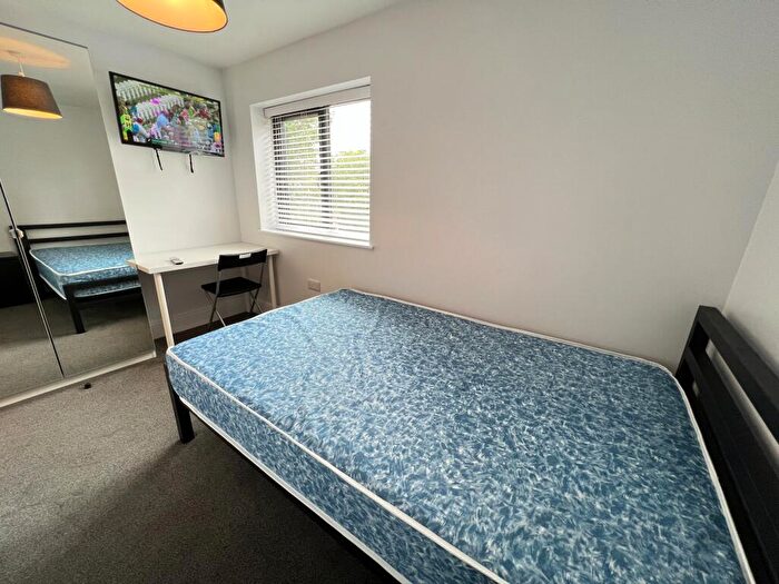 4 Bedroom Apartment To Rent In Flat, Radcliffe Road, West Bridgford, Nottingham, NG2