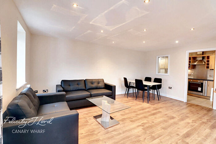 2 Bedroom Apartment To Rent In Newport Avenue, London, E14