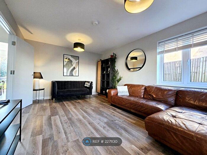 4 Bedroom Detached House To Rent In Field Way, Battle, TN33