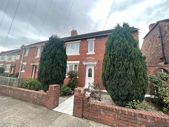 3 Bedroom Semi-Detached House To Rent In Conyers Gardens, Chester Le Street, DH2