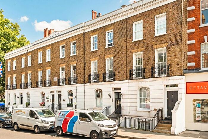 2 Bedroom Flat To Rent In Kings Road, London, SW3