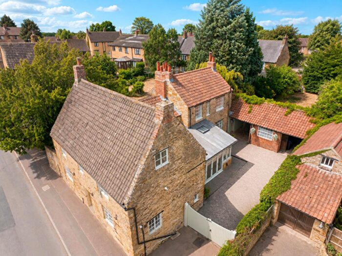 4 Bedroom Cottage For Sale In High Street, Weston Favell Village, Northampton, NN3
