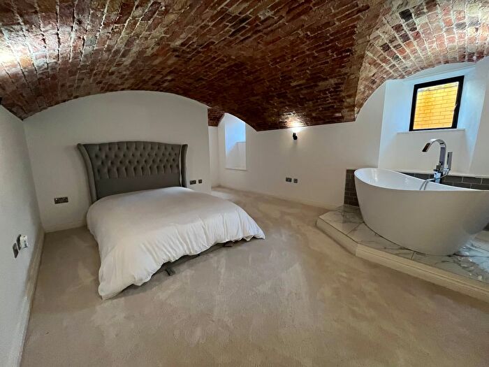 2 Bedroom Flat To Rent In Moreby, Escrick, York, YO19