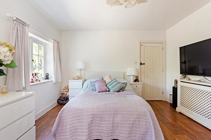 4 Bedroom Detached House For Sale In Holtwood, Wimborne, Dorset, BH21