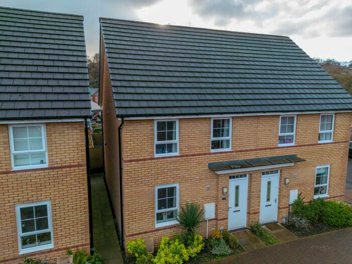 3 Bedroom Semi-Detached House To Rent In Cold Bay Close, Rogerstone, NP10