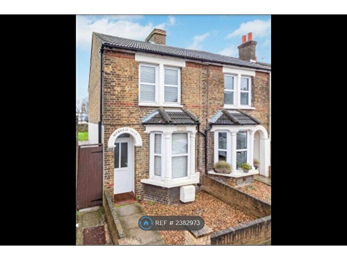 2 Bedroom Semi-Detached House To Rent In Bridge Road, Orpington, BR5