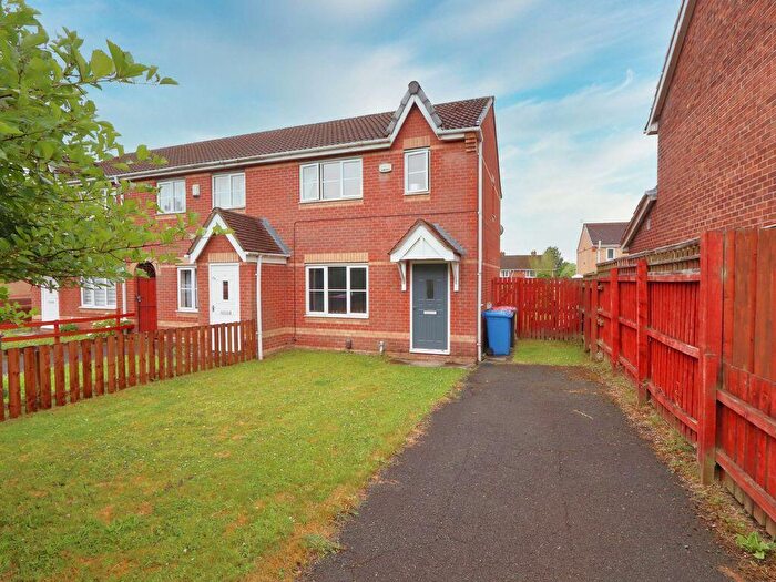 3 Bedroom Terraced House For Sale In Wildbrook Road, Manchester, M38