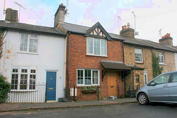 3 Bedroom House To Rent In Two Waters Road, Hemel Hempstead, Unfurnished, Available Soon, HP3