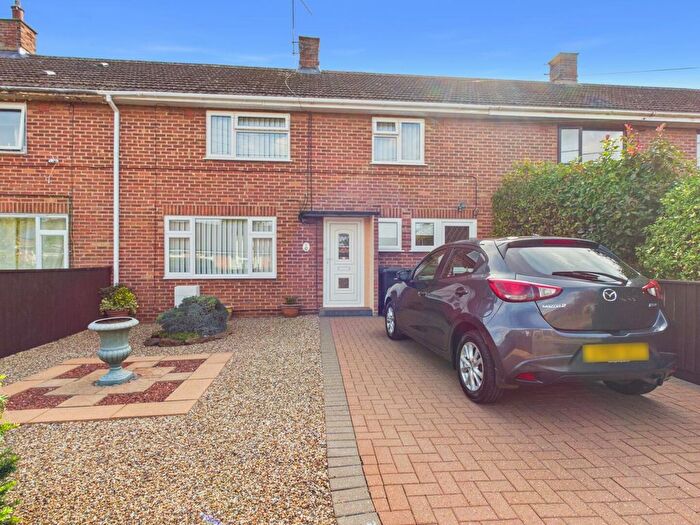 3 Bedroom Terraced House For Sale In Britton Close, Watlington, King's Lynn, PE33