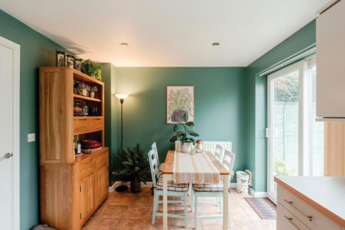 3 Bedroom Terraced House For Sale In Montreal Avenue, Bristol, BS7