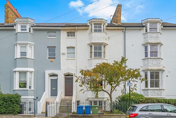5 Bedroom Terraced House For Sale In Lyndhurst Way, Peckham Rye, London, SE15