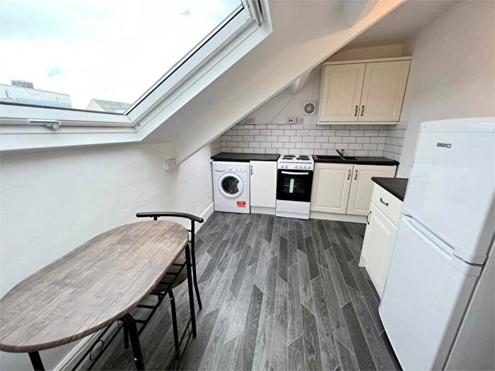 1 Bedroom Apartment To Rent In Summerhill, Thornhill, Sunderland, SR2