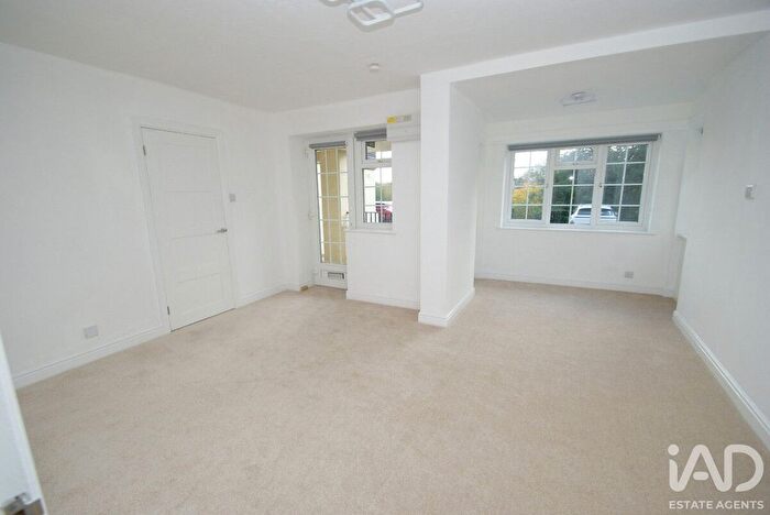 1 Bedroom Studio To Rent In Rye Street, Bishop's Stortford, CM23