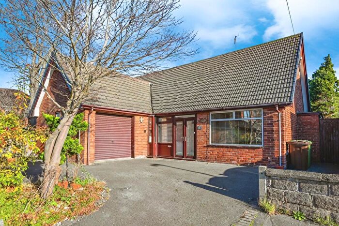 4 Bedroom Bungalow For Sale In Parkfield Grove, Maghull, Merseyside, L31