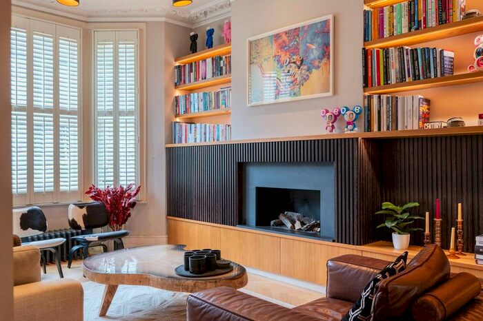 5 Bedroom Property To Rent In Irene Road, Parsons Green, London, SW6