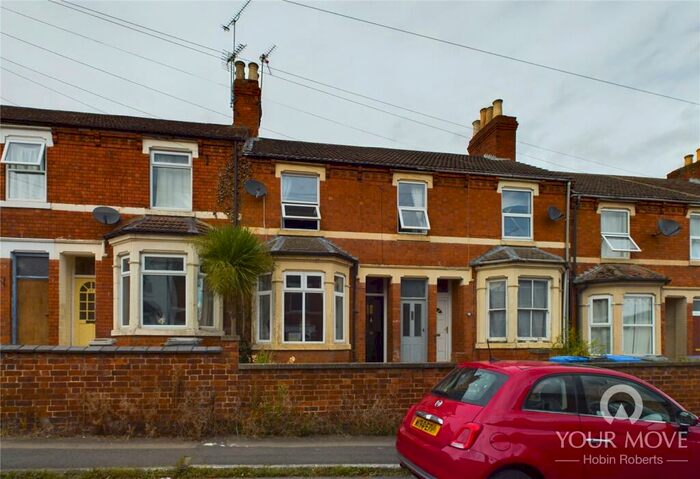 2 Bedroom Terraced House To Rent In Mill Road, Kettering, Northamptonshire, NN16