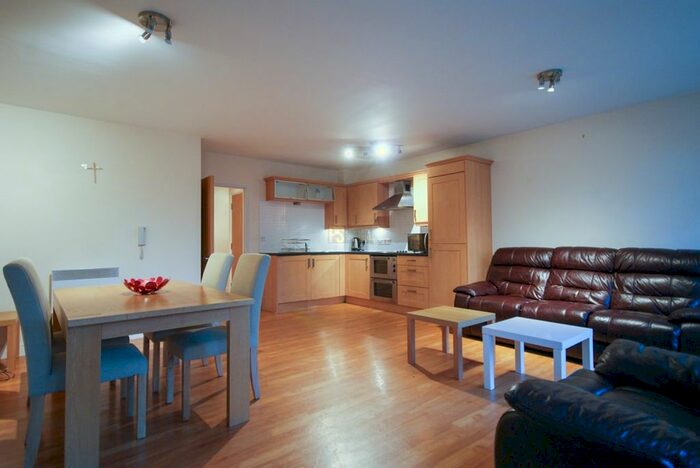 1 Bedroom Flat To Rent In Griffin Close, Northfield, Birmingham B31