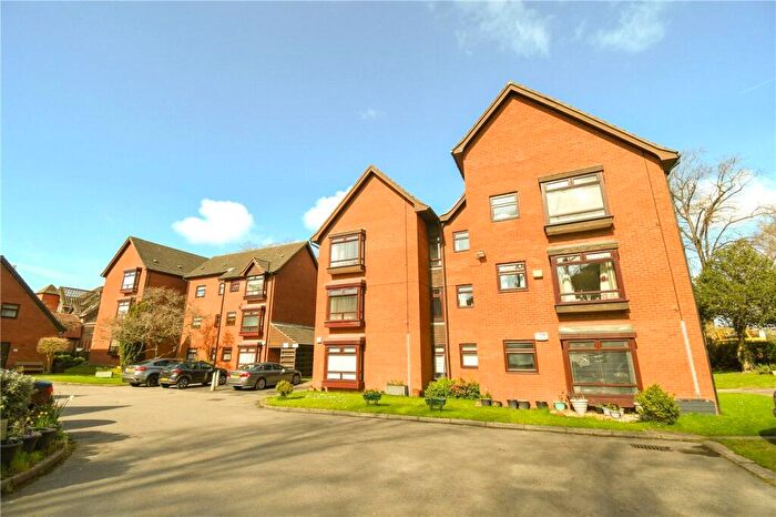 2 Bedroom Flat For Sale In Bidston Road, Prenton, Wirral, CH43