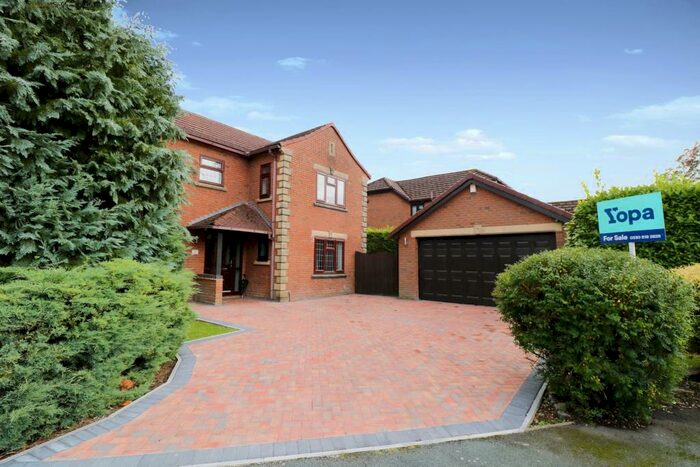 4 Bedroom Detached House For Sale In The Oaks, Preston, PR3