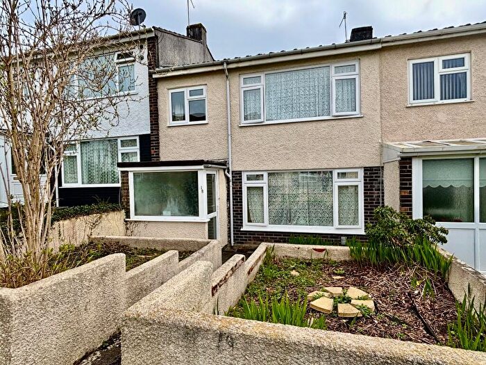 3 Bedroom Terraced House For Sale In Bowhays Walk, Plymouth, Devon, PL6