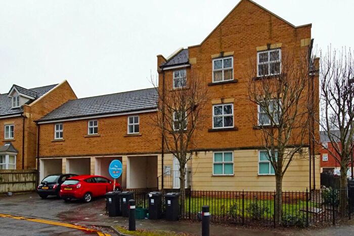 2 Bedroom Coach House To Rent In Jellicoe Avenue, Stoke Park, Bristol, BS16