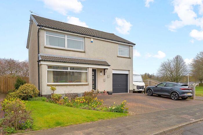 4 Bedroom Detached House For Sale In Kenmore Avenue, Polmont, FK2