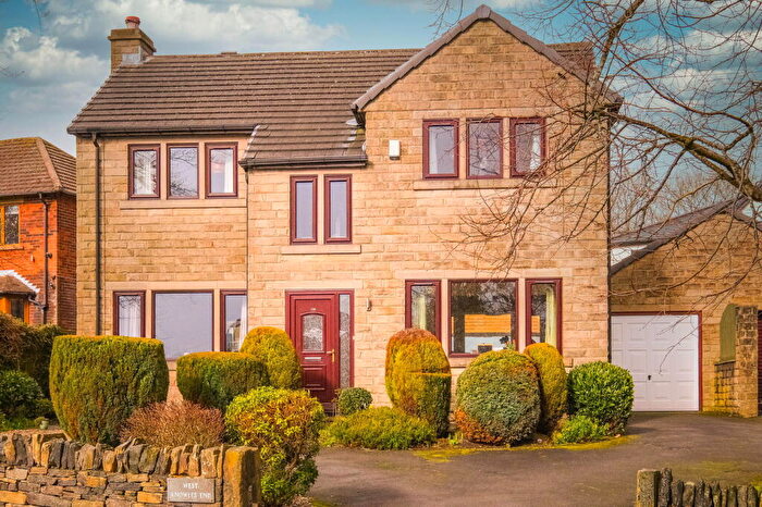 3 Bedroom Detached House For Sale In Grimescar Road, Ainley Top, Huddersfield, Yorkshire, HD2