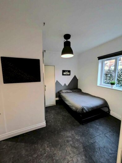 1 Bedroom Property To Rent In William Street, Swindon, SN1