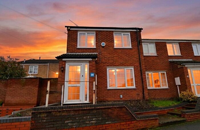 3 Bedroom Terraced House For Sale In Market Street, Lutterworth, LE17