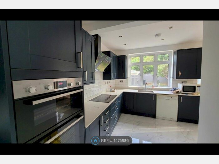 3 Bedroom Semi-Detached House To Rent In Westpole Avenue, Cockfosters, Barnet, EN4