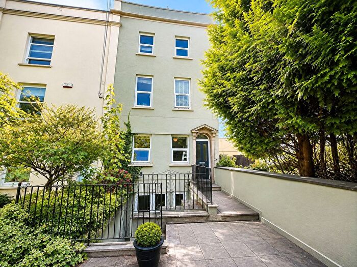 2 Bedroom Flat To Rent In Coronation Road, Southville, BS3