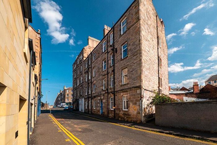1 Bedroom Flat To Rent In Eyre Place, New Town, Edinburgh, EH3