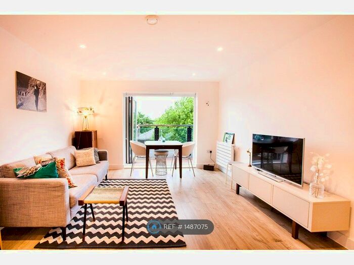 1 Bedroom Flat To Rent In Typographic Building, London, SW9