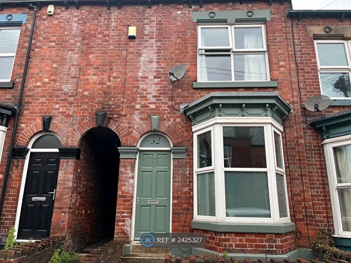 3 Bedroom Terraced House To Rent In Onslow Road, Sheffield, S11