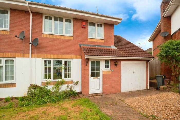 3 Bedroom Semi-Detached House To Rent In Clos Nant Y Cor, Pontprennau, Cardiff, CF23