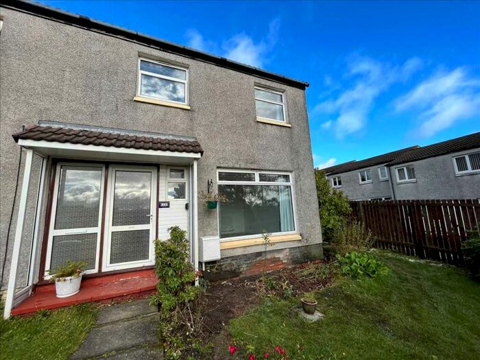 3 Bedroom Terraced House To Rent In Craigside Place, Cumbernauld, G68